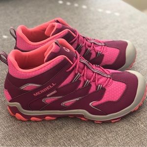 Big Kids Size 7 Merrell Hiking Boot - Pink